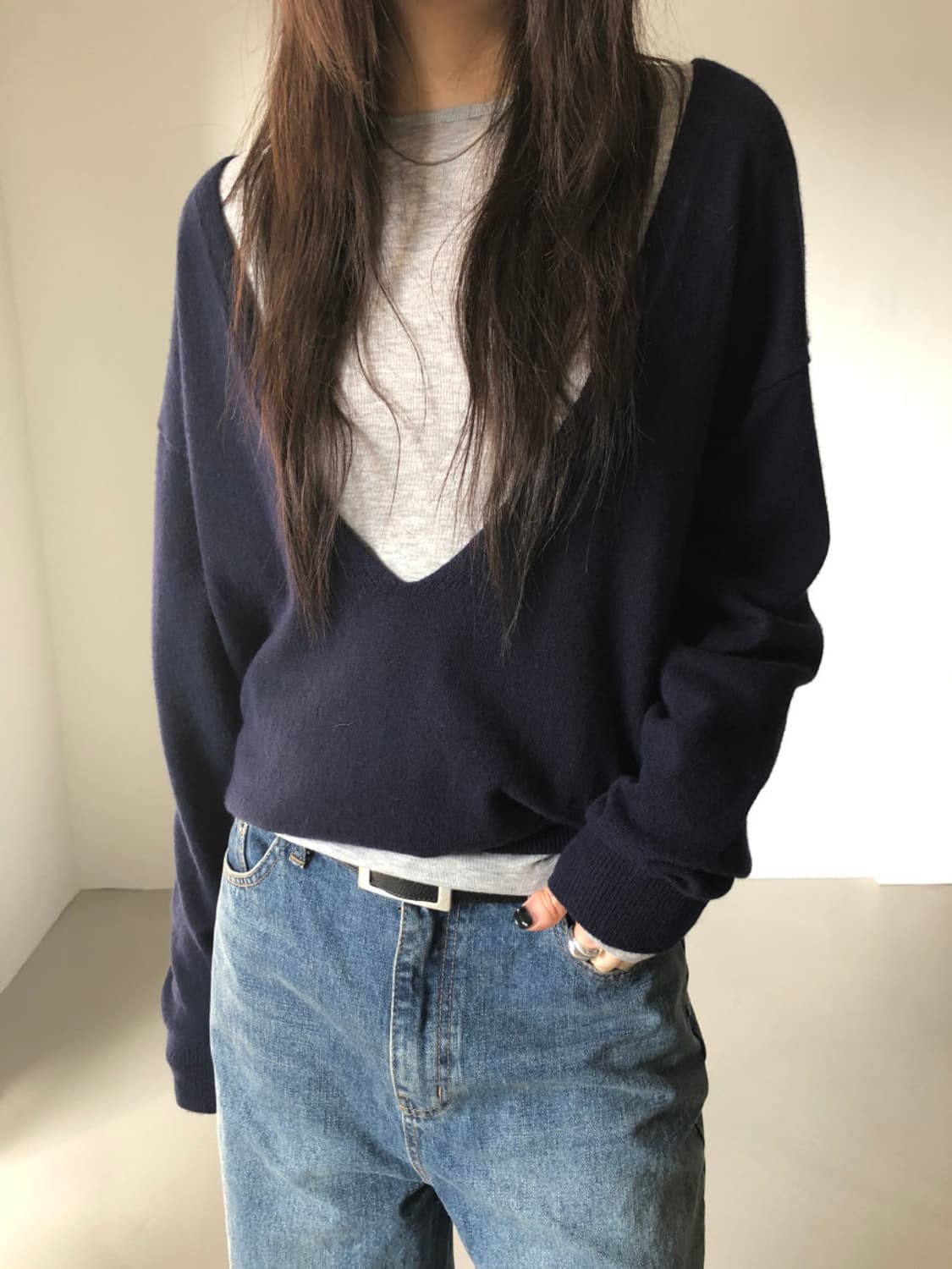 네이비 딥브이넥니트 새상품 상품이미지7