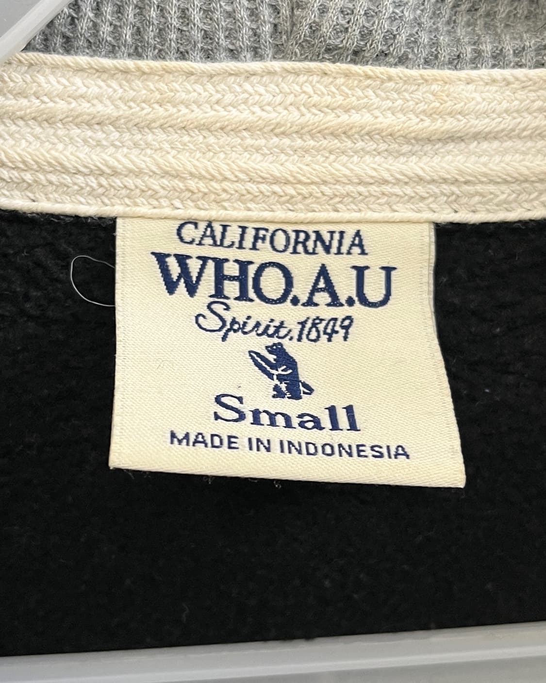 후아유 아플리케 아치로고 후드집업 블랙 상품이미지7