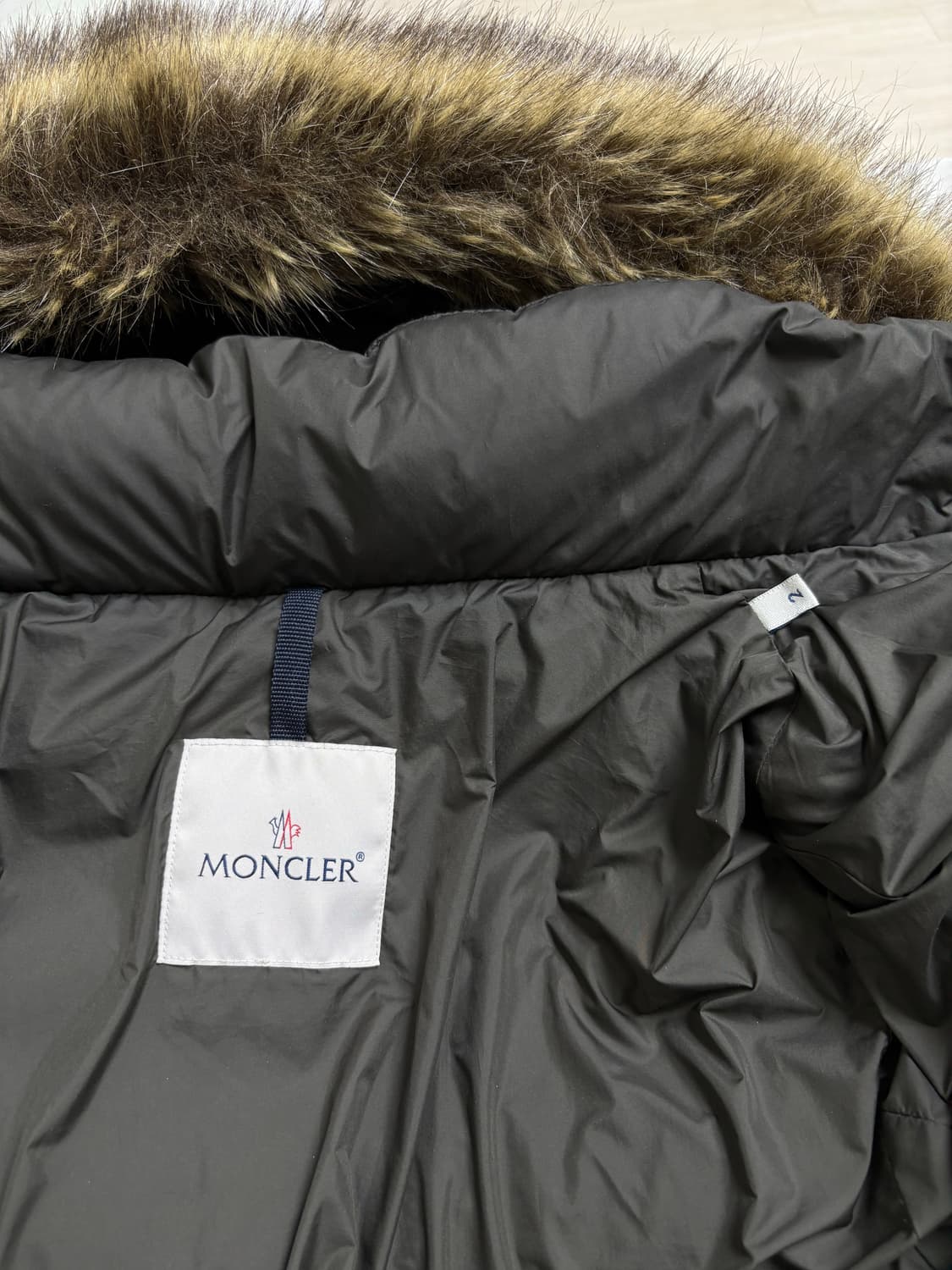 몽클레어 슈브르즈 2사이즈 백화점판 한글택 상품이미지6