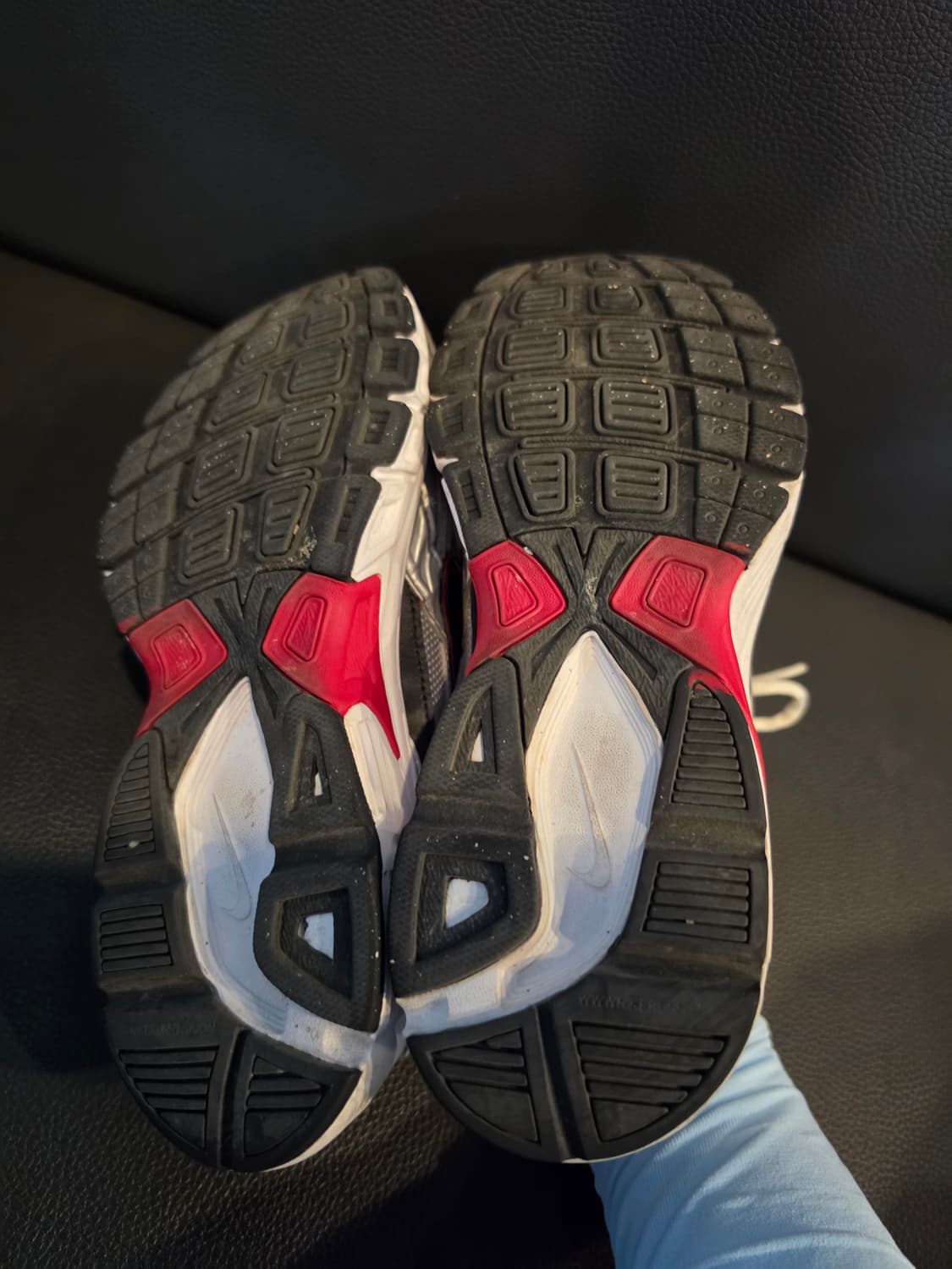 나이키 이니시에이터 런닝화 실버/레드 상품이미지9