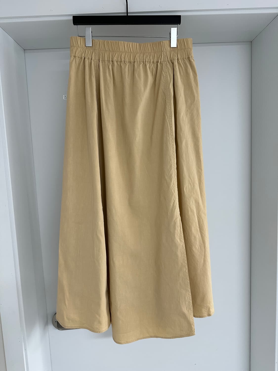 [띠어리] 베이지 A라인 롱 스커트 상품이미지2