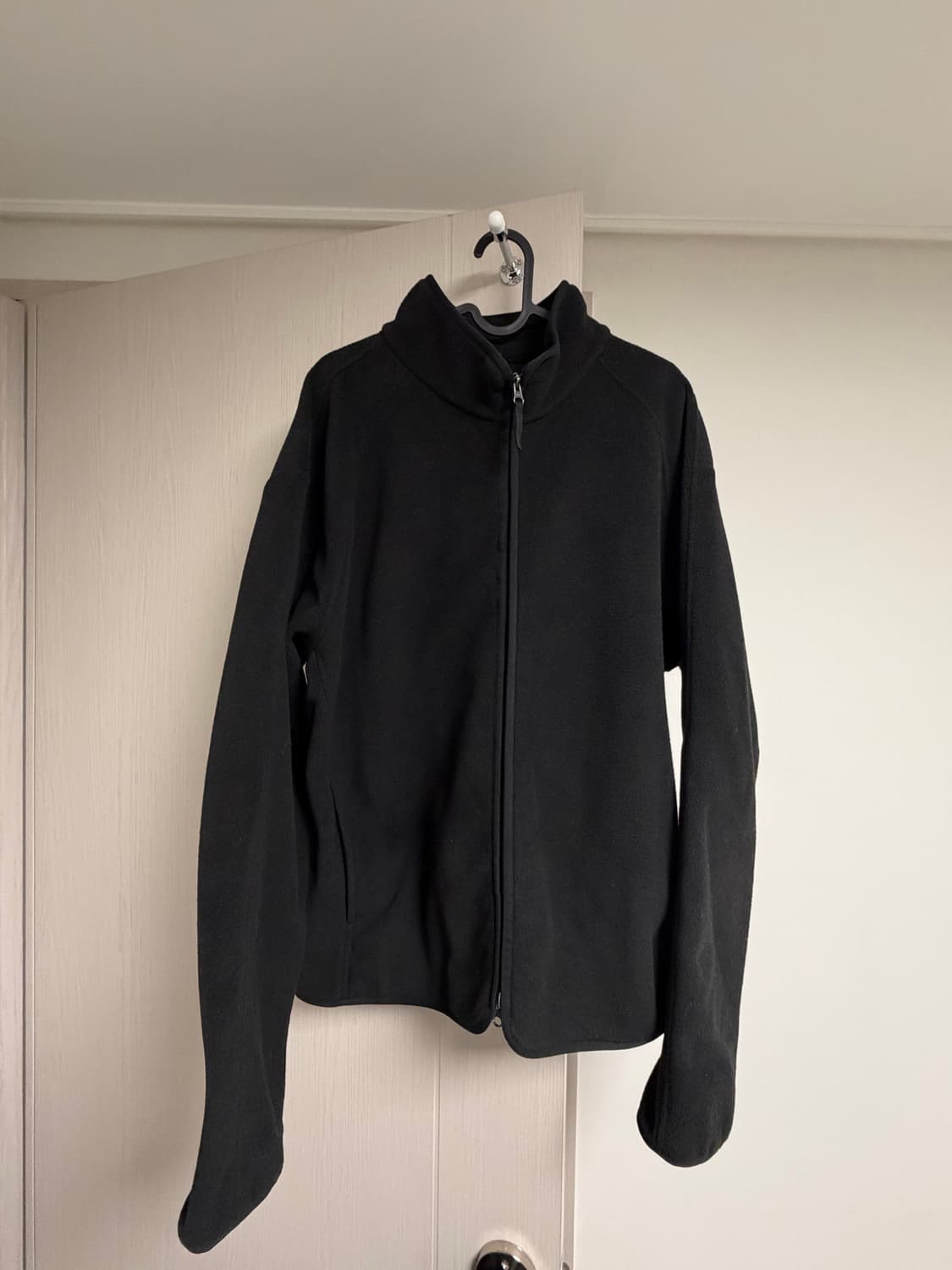 무탠다드 폴라 플리스 래글런 하이넥 재킷 블랙 상품이미지2