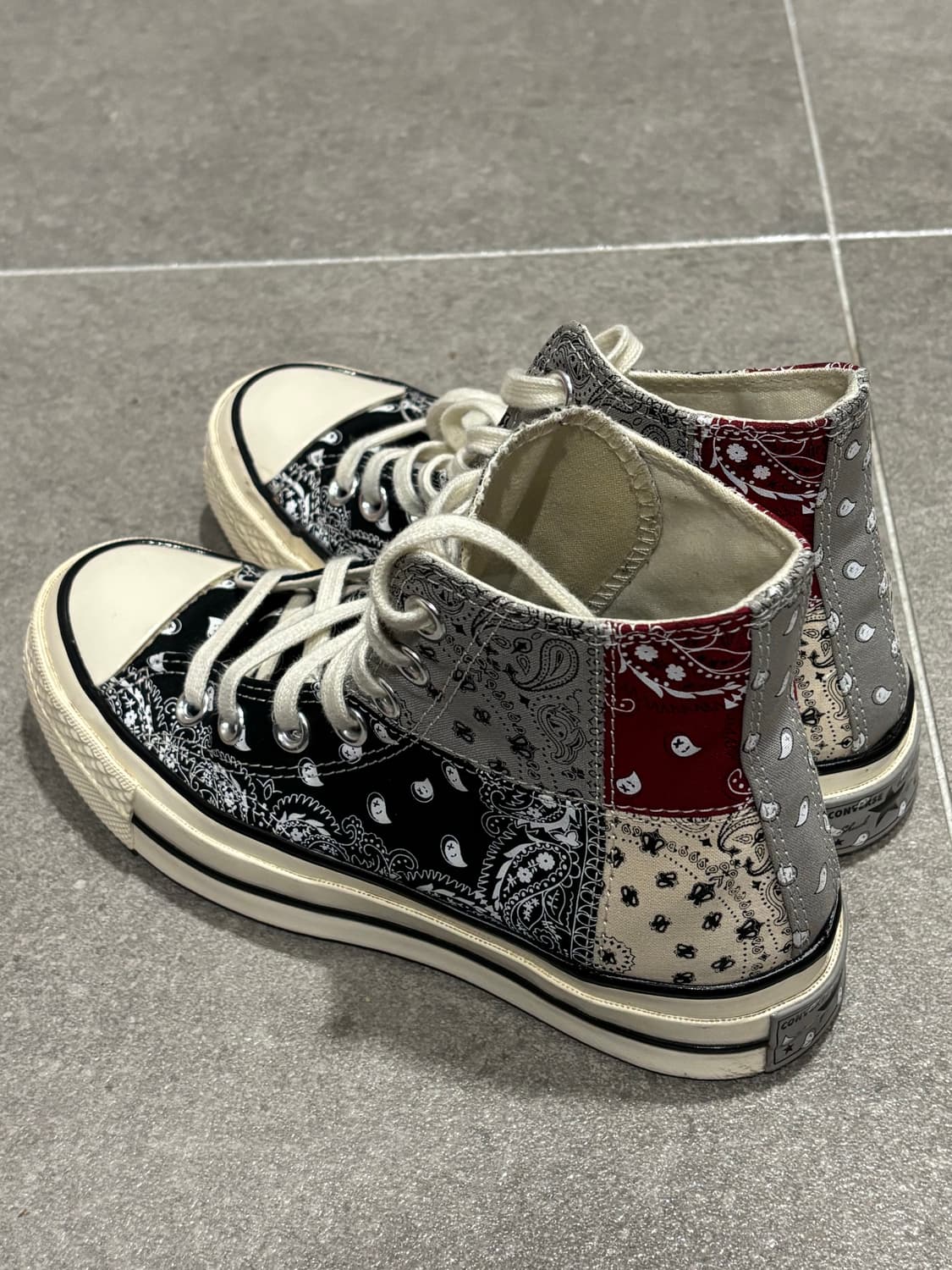 컨버스 척 70 페이즐리 블랙 220mm (풀박) 상품이미지1