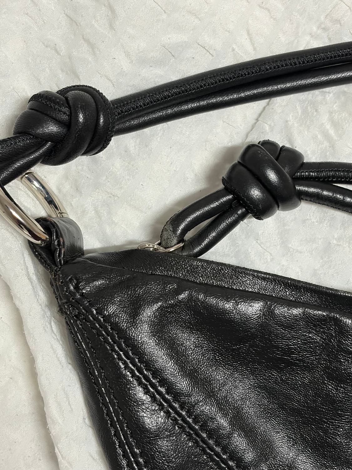 드리스 반 노튼 레더 크로스바디 백 블랙 상품이미지4