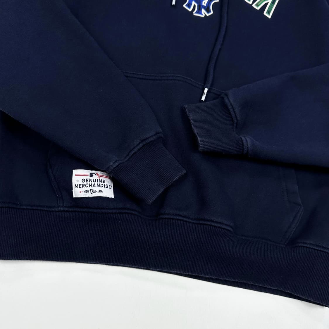 뉴에라 뉴욕양키스 네이비 후드티 (S) 상품이미지4