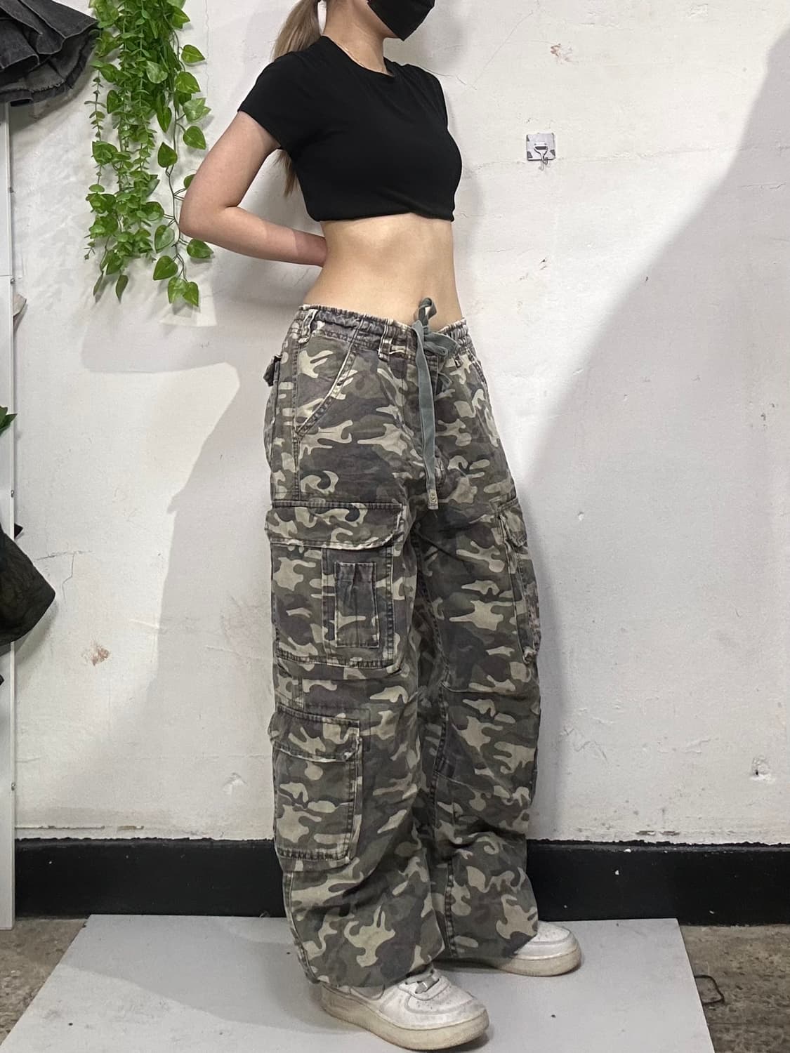 빈티지 카키 멀티 포켓 와이드 카모 카고 팬츠 상품이미지1
