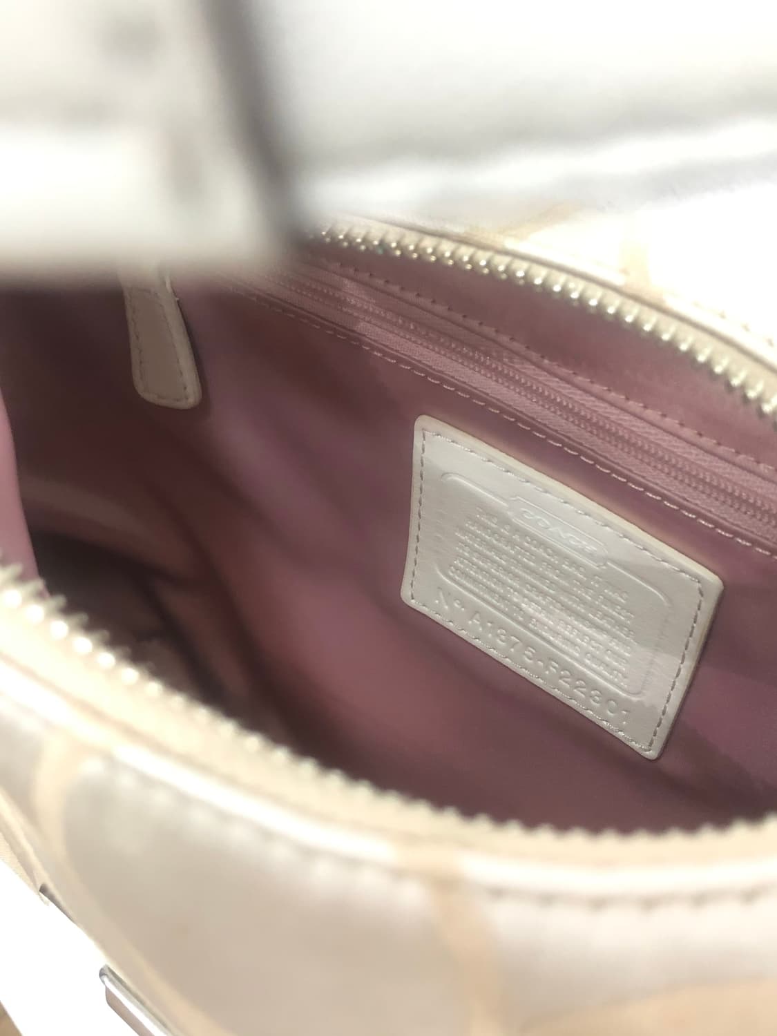 COACH white beige signature hobo bag 상품이미지8