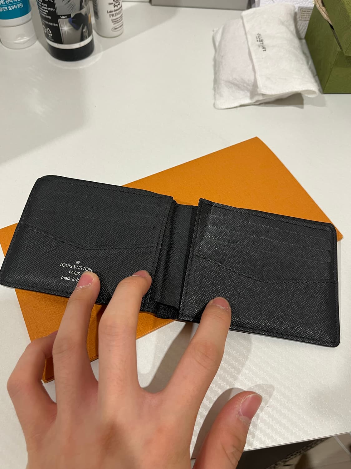 루이비통 모노그램 이클립스 반지갑 블랙 [정품] 상품이미지3