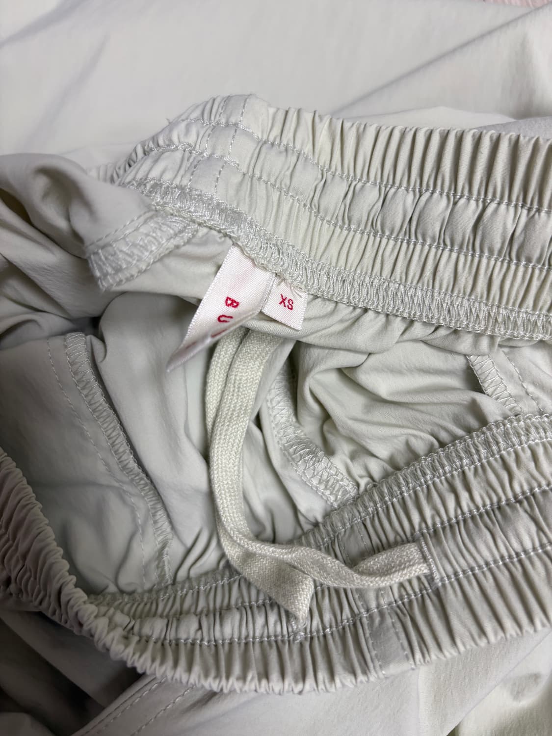 부디무드라 나일론 조거팬츠 상품이미지5