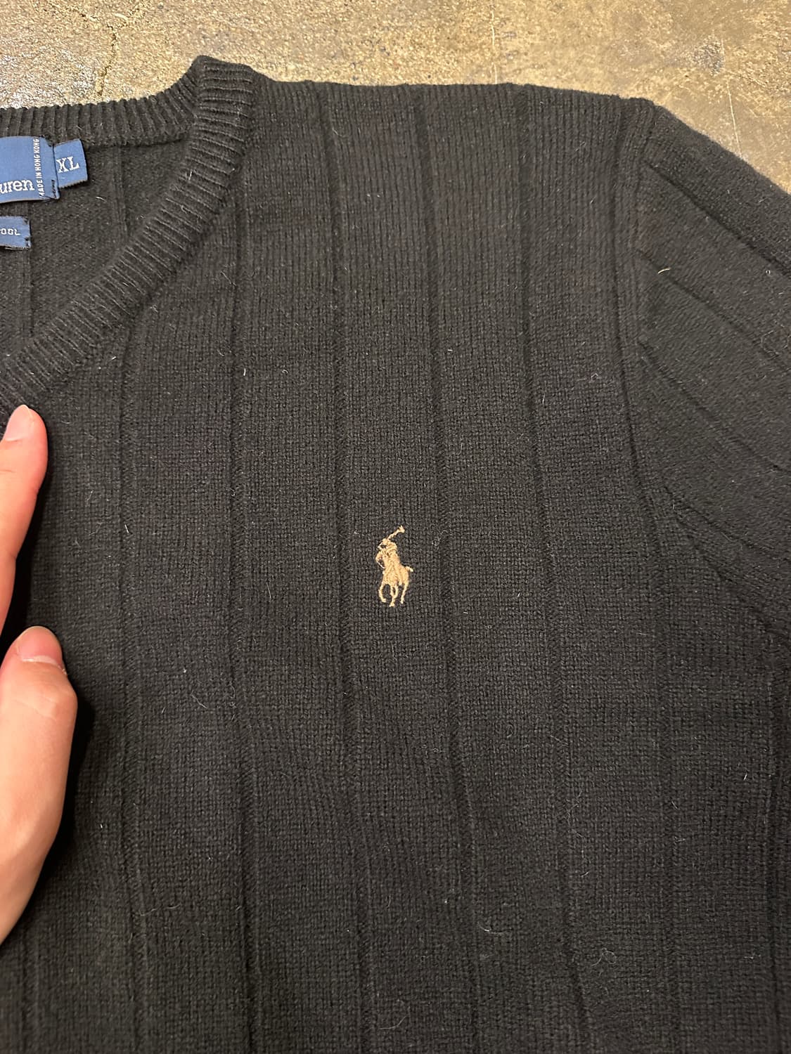 폴로 블랙 브이넥 니트 XL 상품이미지3