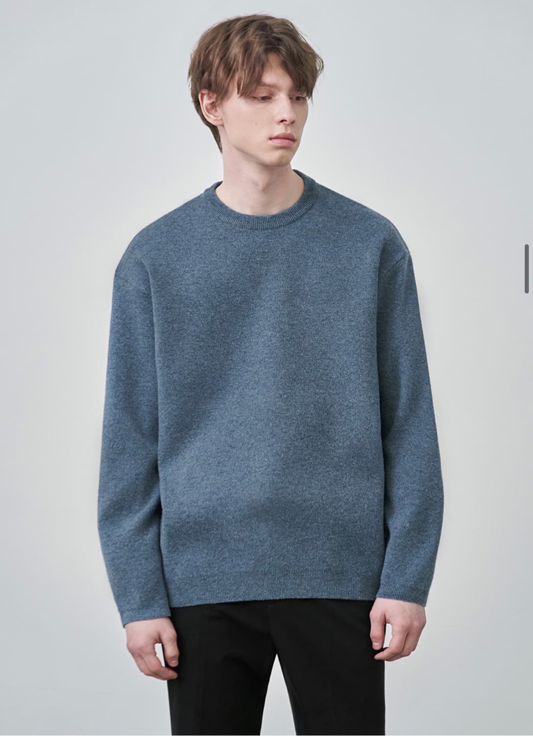 (새상품)(M) 드로우핏 울 소프 PBT 라운드 니트 BLUE 판매 상품이미지5