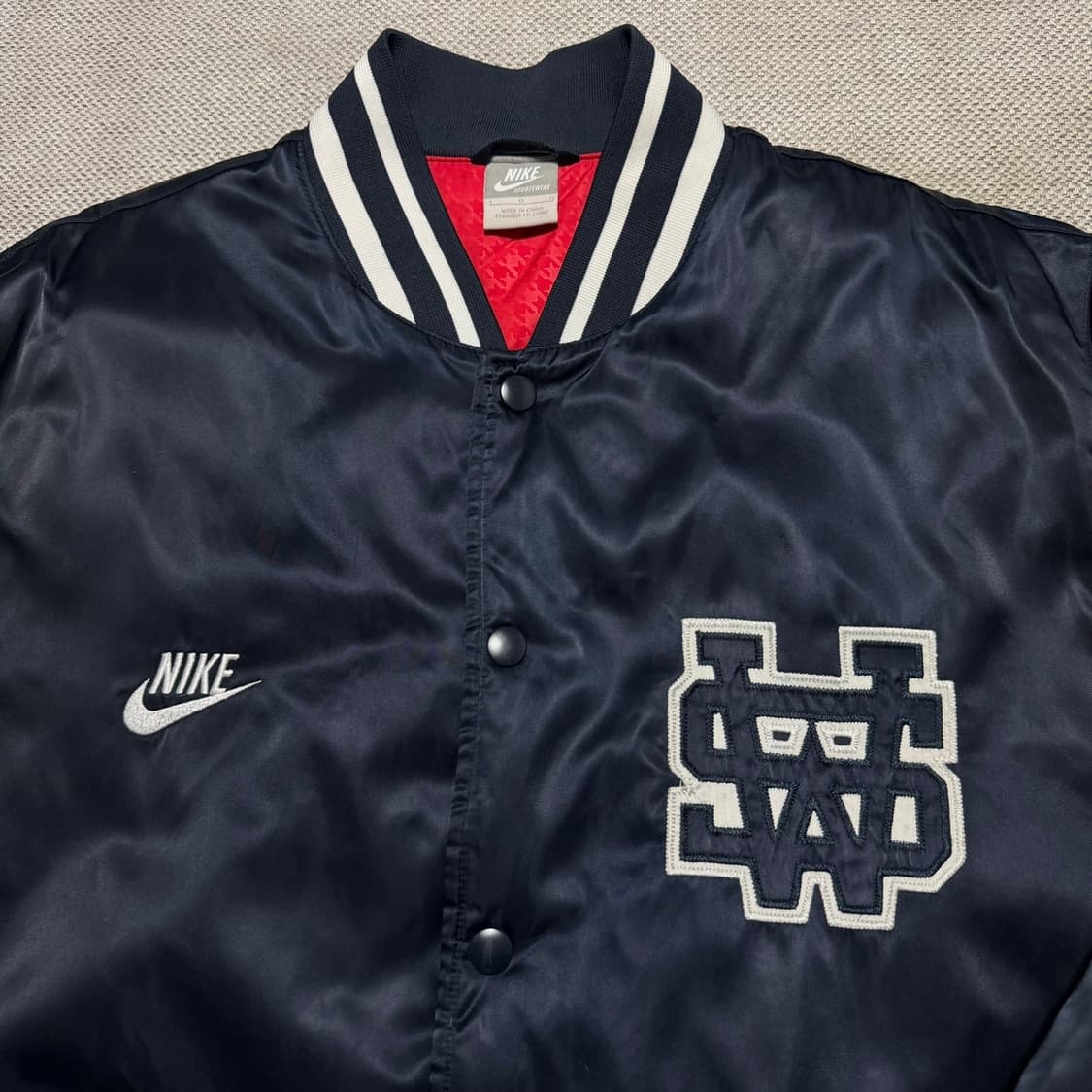 나이키 새틴 바시티 스타디움 자켓 상품이미지2