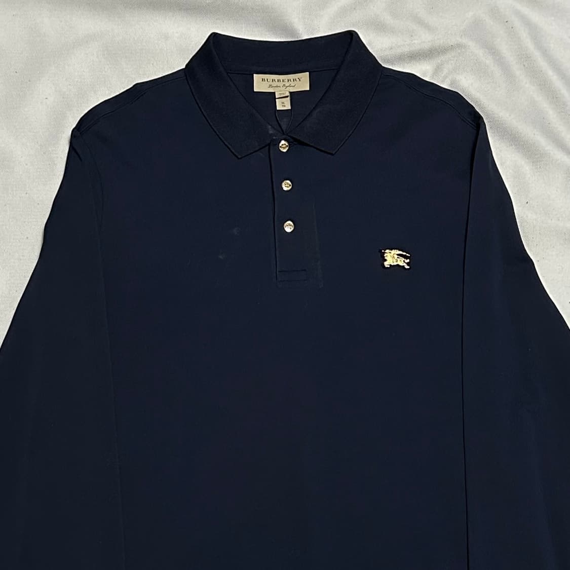 XL 버버리 골드로고 네이비 카라 긴팔 티셔츠 상품이미지1