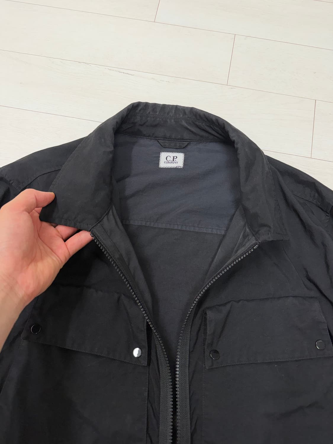 백화점판) cp컴퍼니 테일론 셔츠 100 사이즈  상태 9.2/10  사 상품이미지4