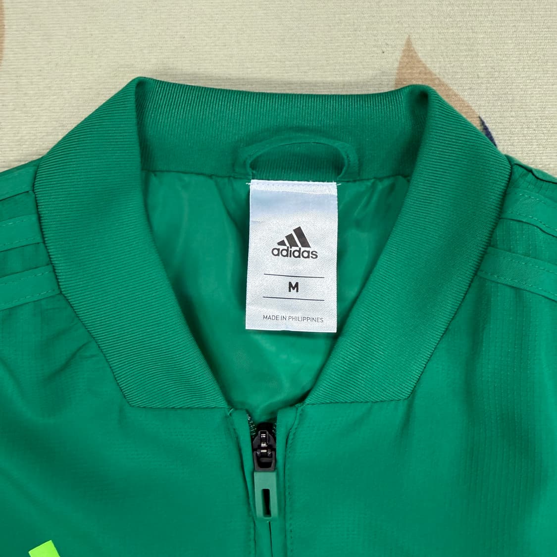 (M) 아디다스 ADIDAS 삼선 바람막이 자켓(그린라임) 상품이미지2