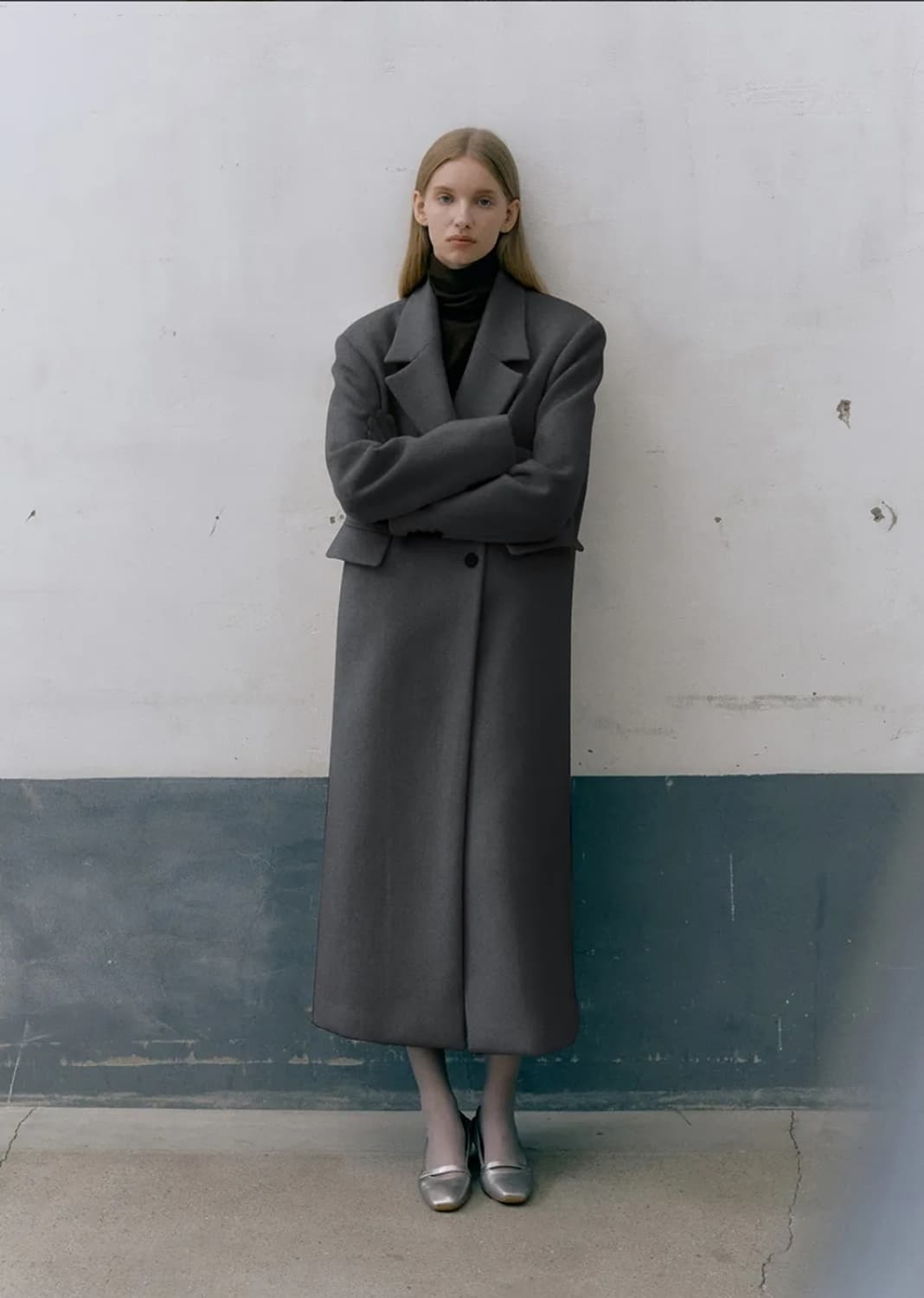 모우트 베이직 카라 롱 더블 코트 더스트그레이 상품이미지1