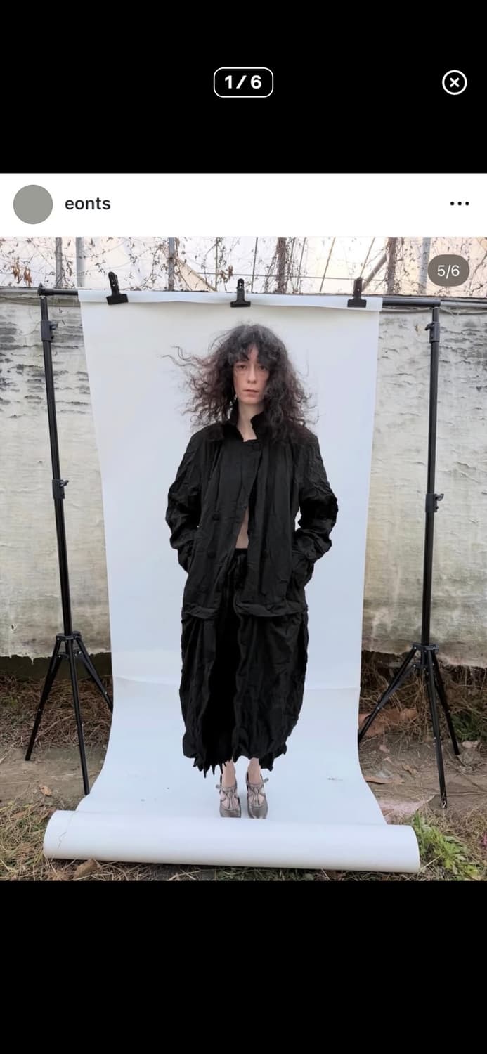 Paper Wool Offbeat Pleats Skirt - Black 상품이미지1