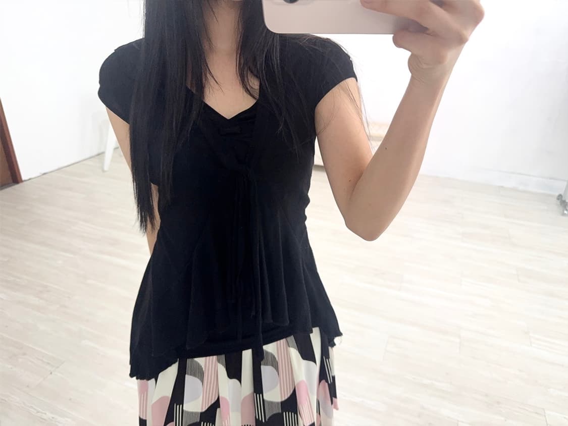 Black Asymmetrical Sleeveless Cardigan 상품이미지3