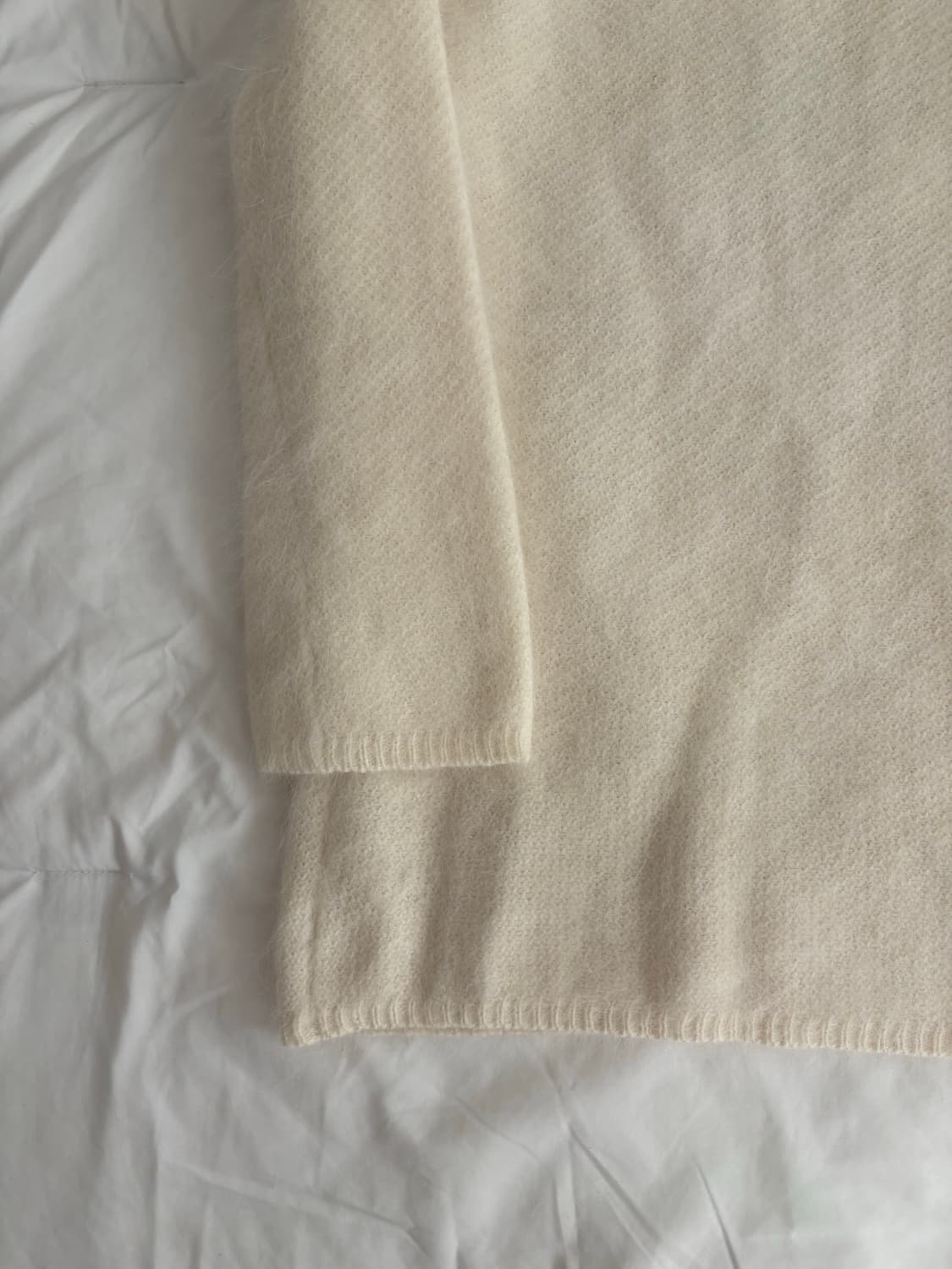 SALE) boat neck sweater 보트넥 헤어리 니트 상품이미지5