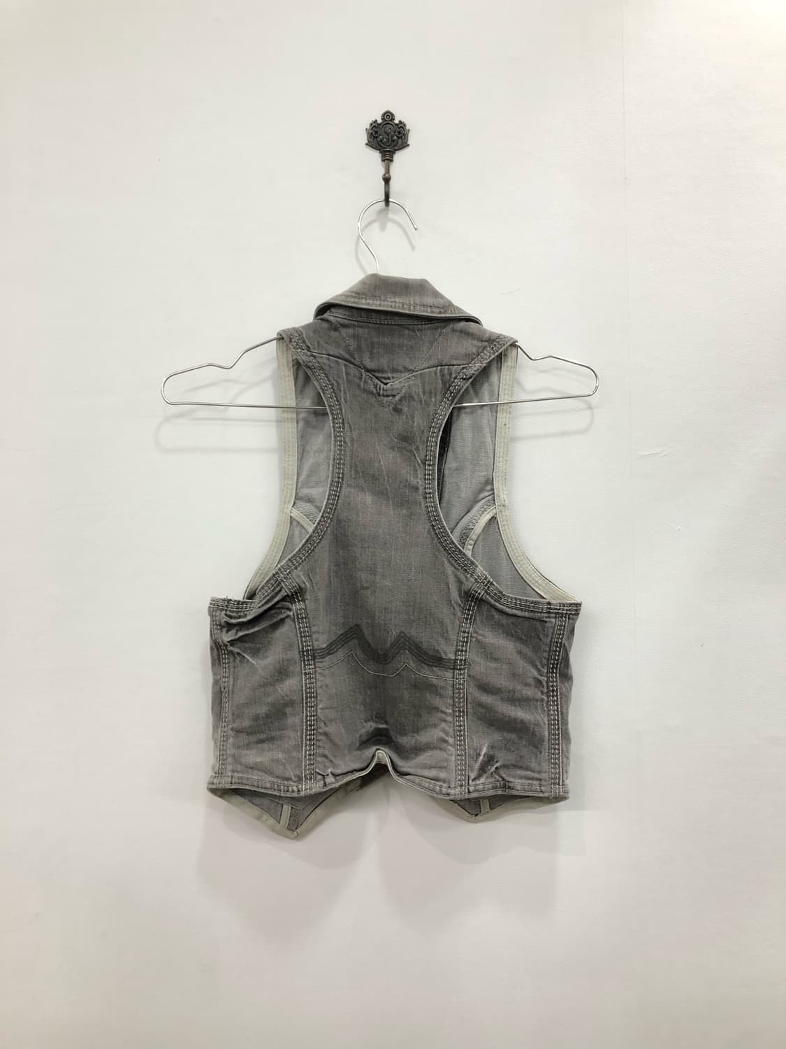 TOMMY HILFIGER grey denim vest 상품이미지6