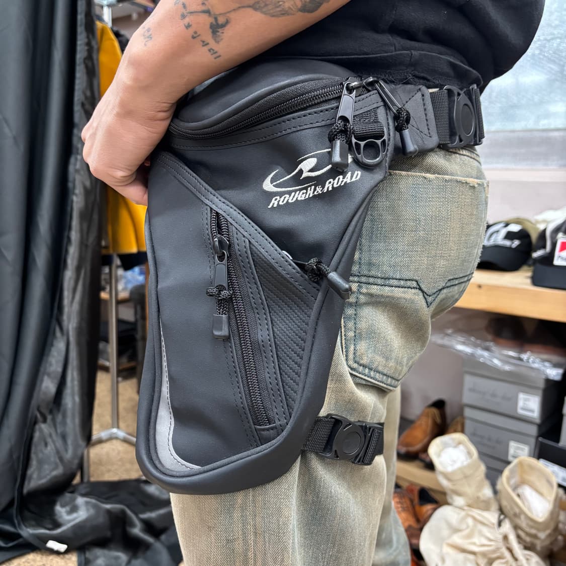 러프앤로드(Rough&Road) 라이딩 레그백 - 블랙 상품이미지6