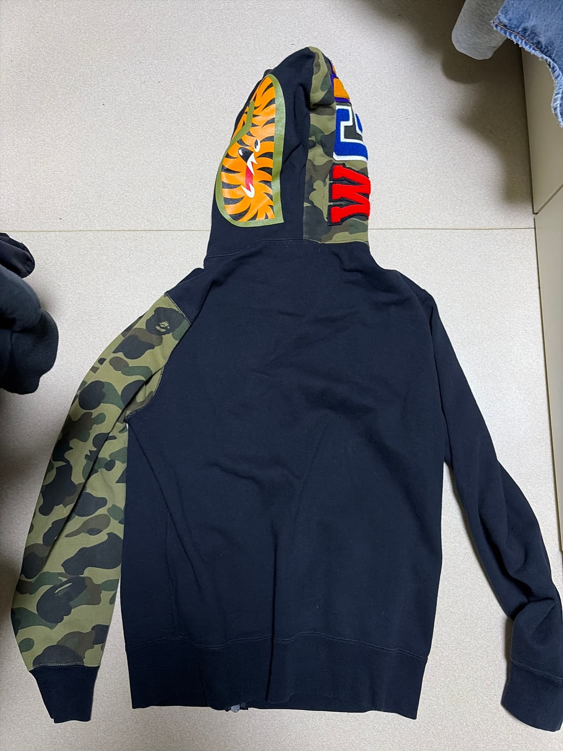 베이프 샤크 후드집업 L 상품이미지2