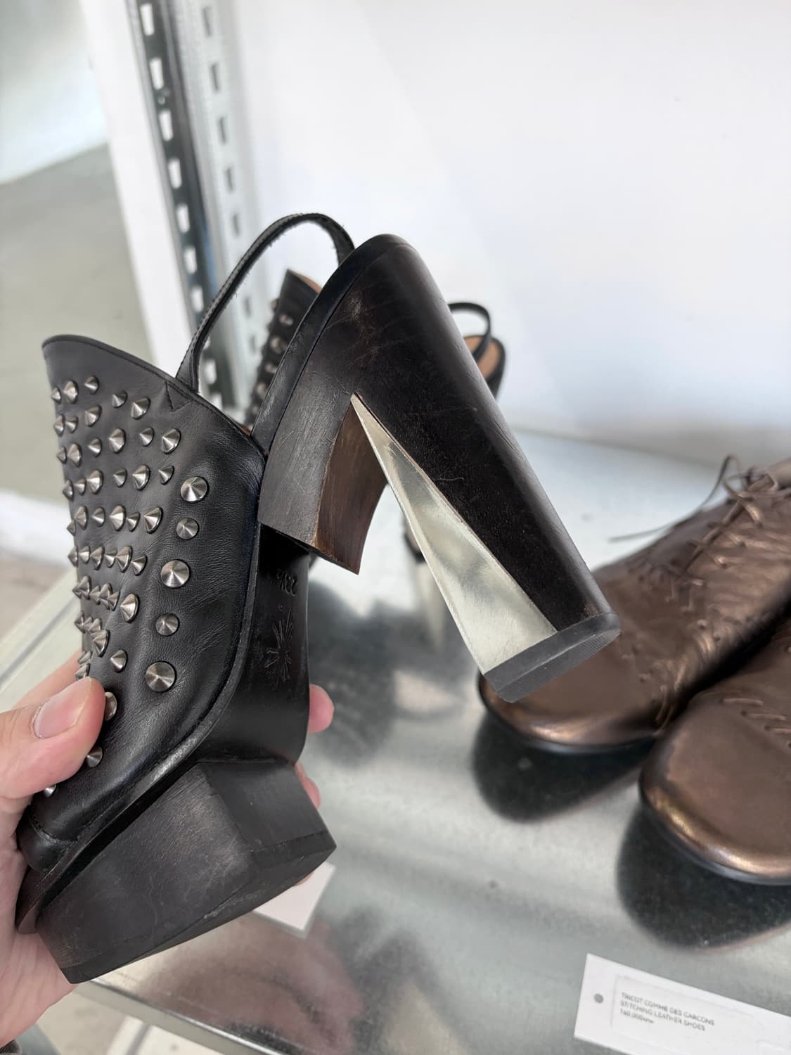 미하라 야스히로 멀티 스터드 레더 슈즈 상품이미지3