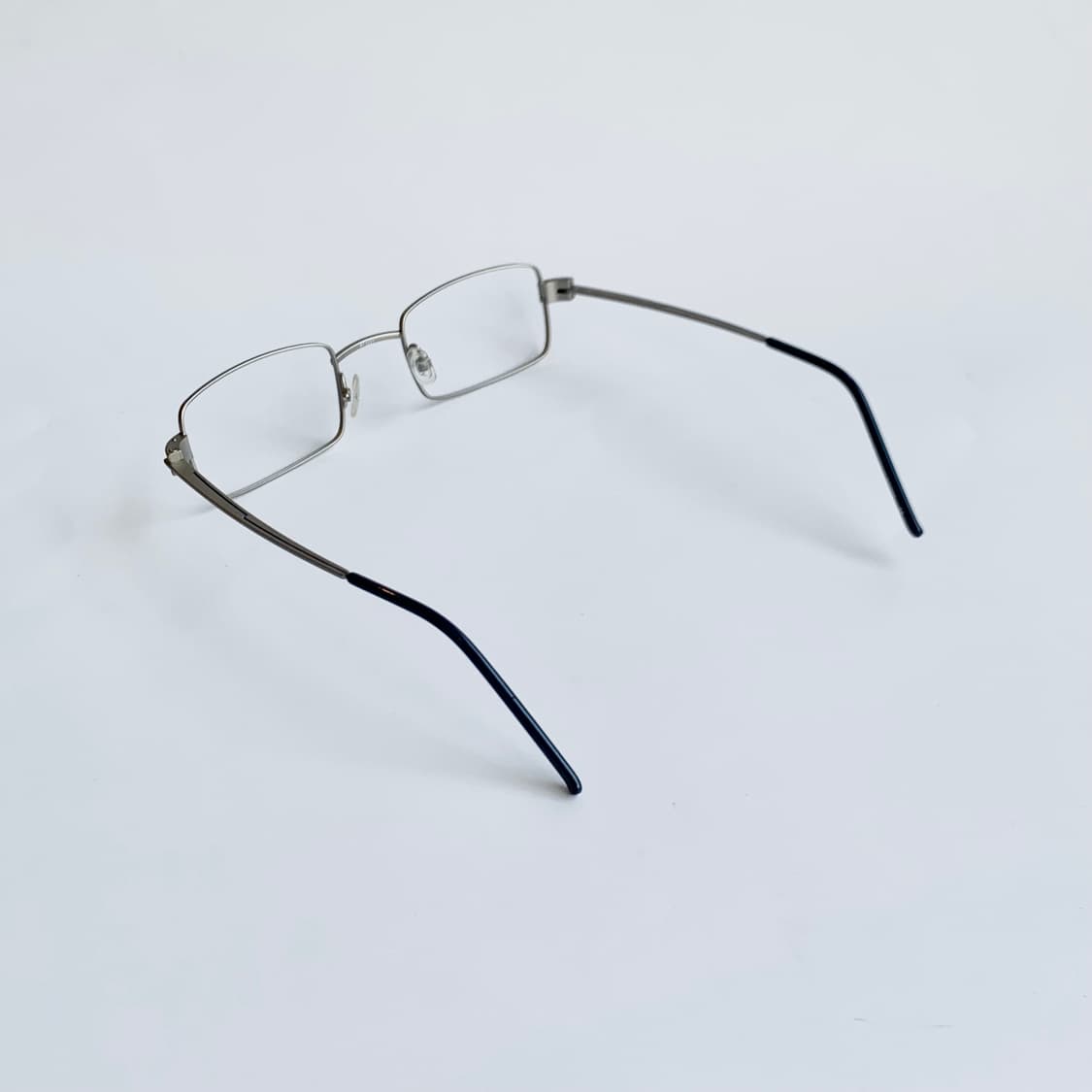 [픽키-725] 데드스탁 실버 무광 사각 미니멀 블랙팁 빈티지안경 상품이미지5