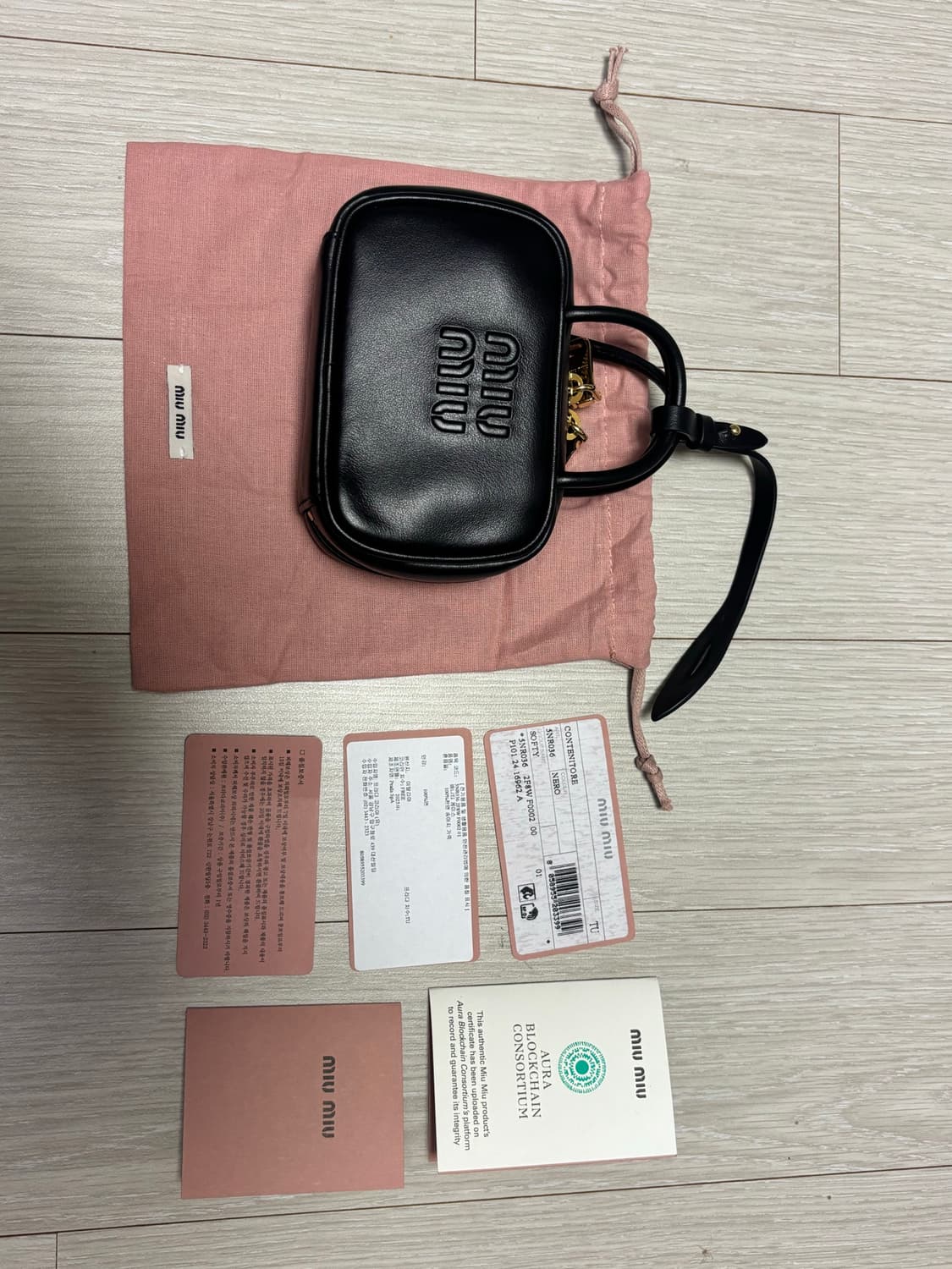 미우미우 마이크로 보 백  상품이미지3