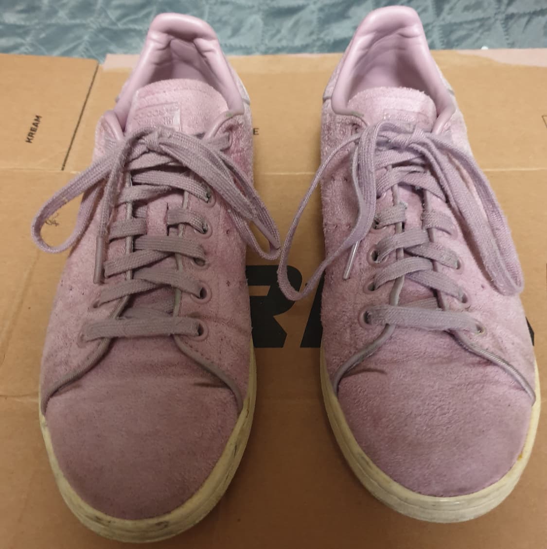 아디다스 스탠스미스 스웨이드 스니커즈 라벤더 (245) 상품이미지3