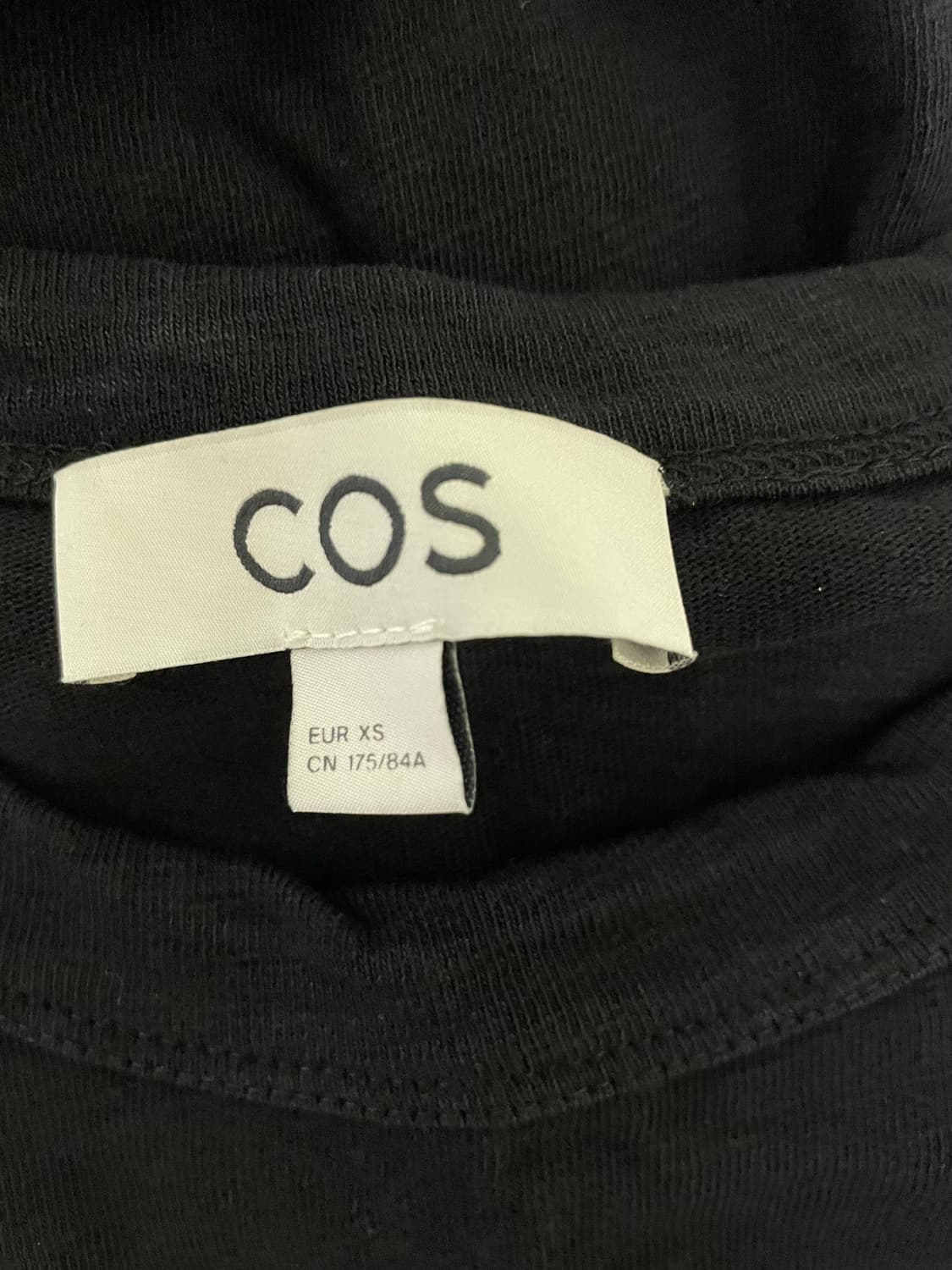 cos 반팔티셔츠 상품이미지3
