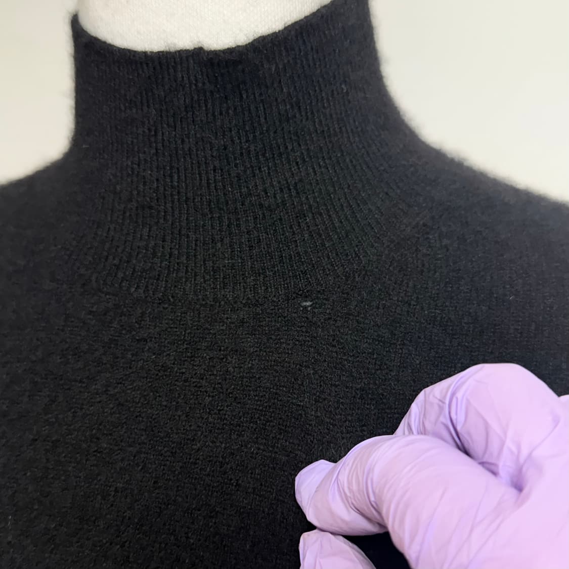 [캐시미어 100%] 블랙 반팔 하프넥 니트 M 상품이미지4