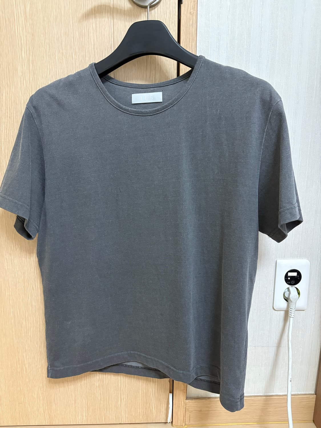 les brev 티셔츠 차콜 상품이미지1