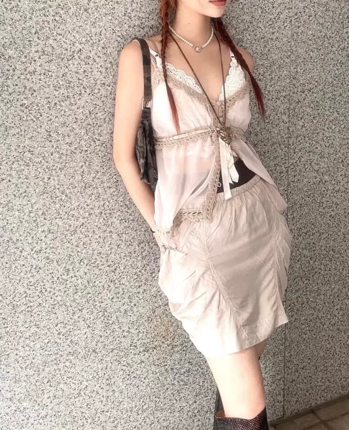 와이즈걸 y2k 러힙 빈티지 레이스 나시 탑 상품이미지1