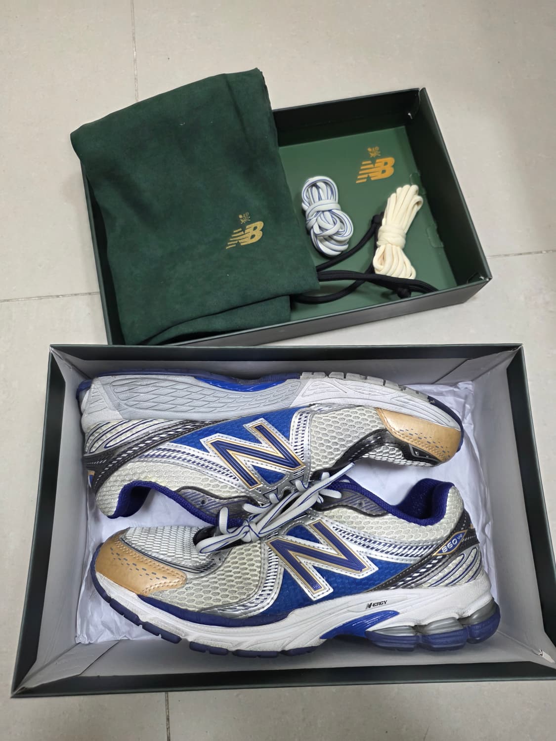 뉴발란스 x 에메 레온 도르 860v2 블루 275 상품이미지1