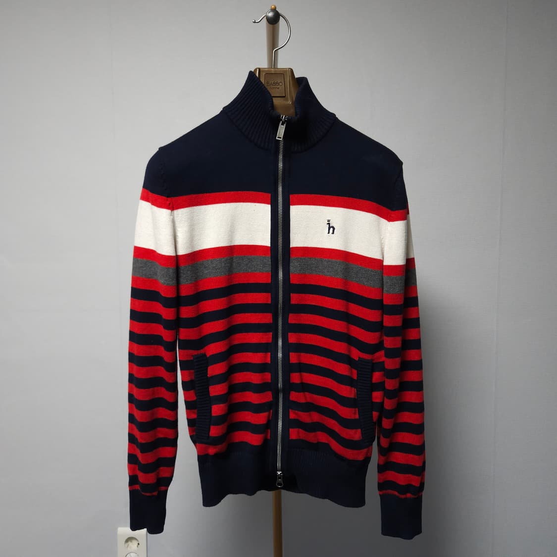 95 ) 헤지스 스트라이프 집업 니트 가디건 상품이미지1