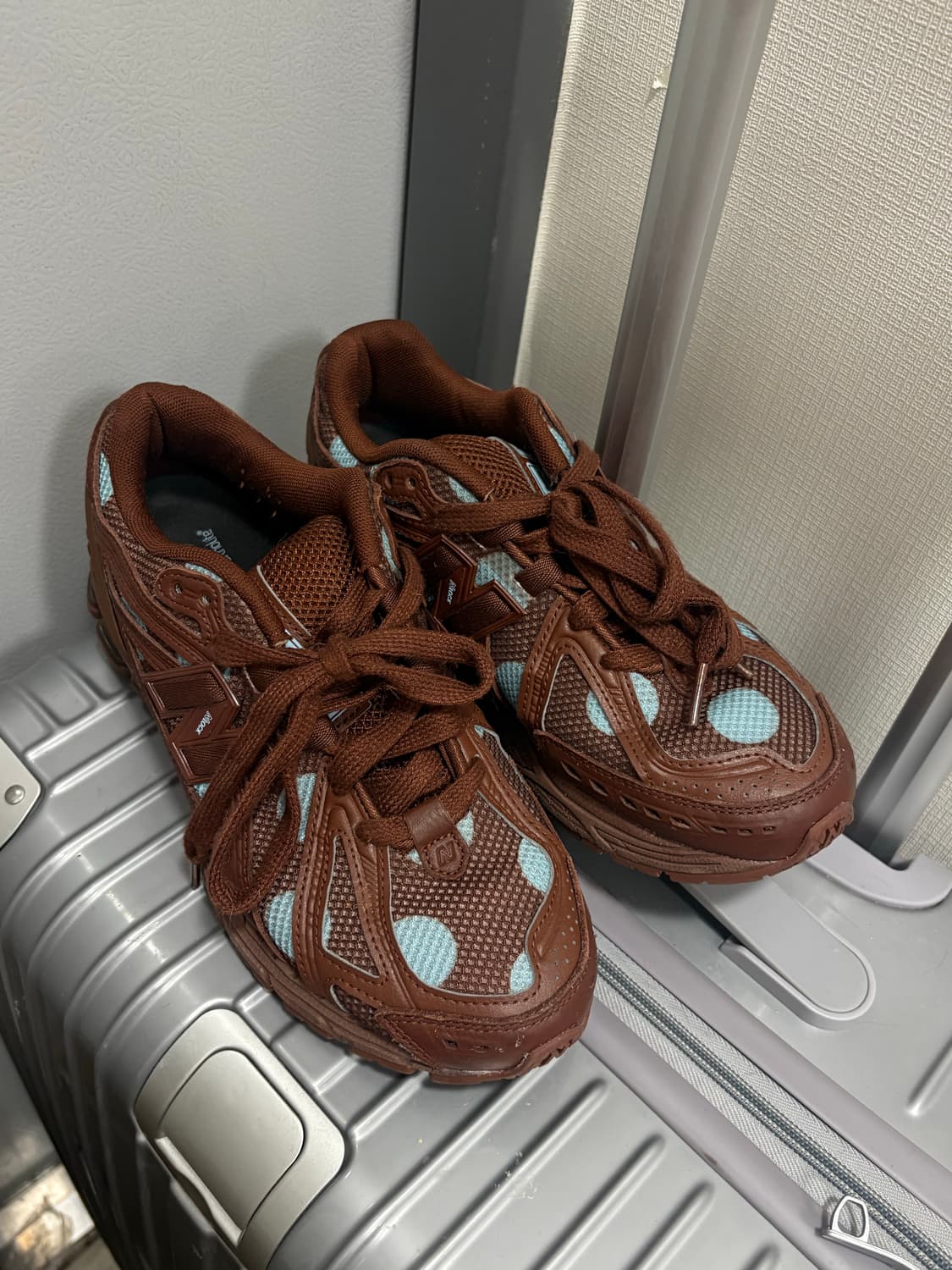 뉴발란스 리치오크크롬 240 상품이미지1