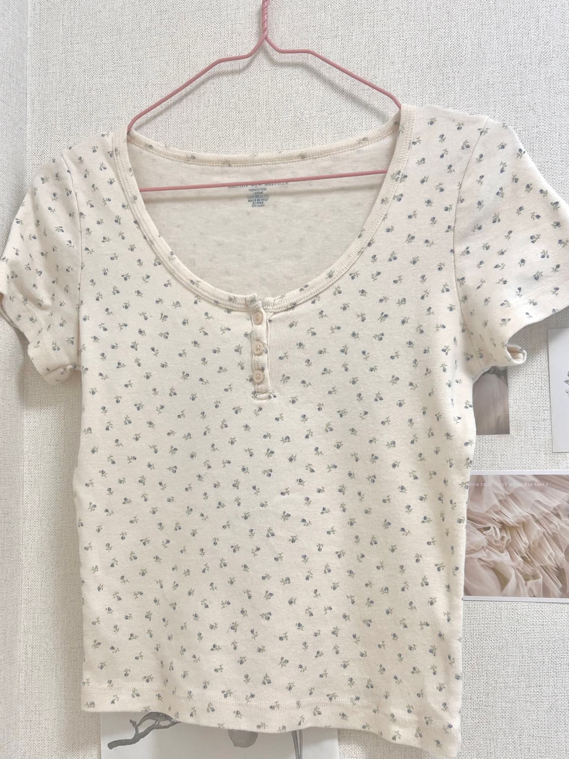 브랜디멜빌 플라워 꽃무늬 반팔 티셔츠 크림 상품이미지1