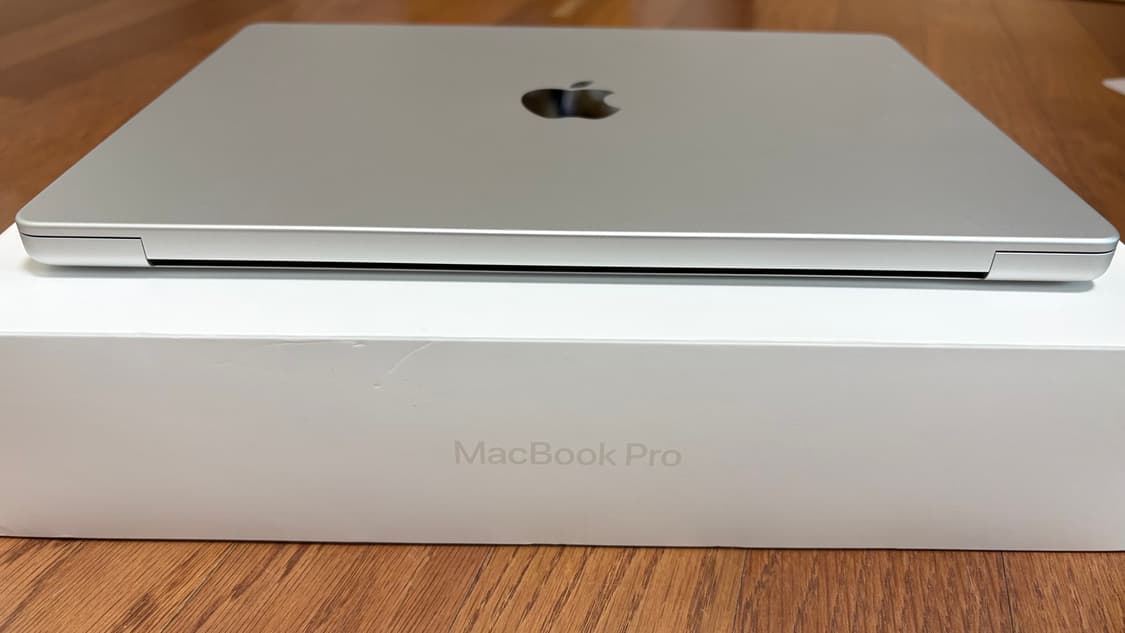 맥북프로 m3pro 14인치 18gb/512gb SSD 실버 상품이미지10