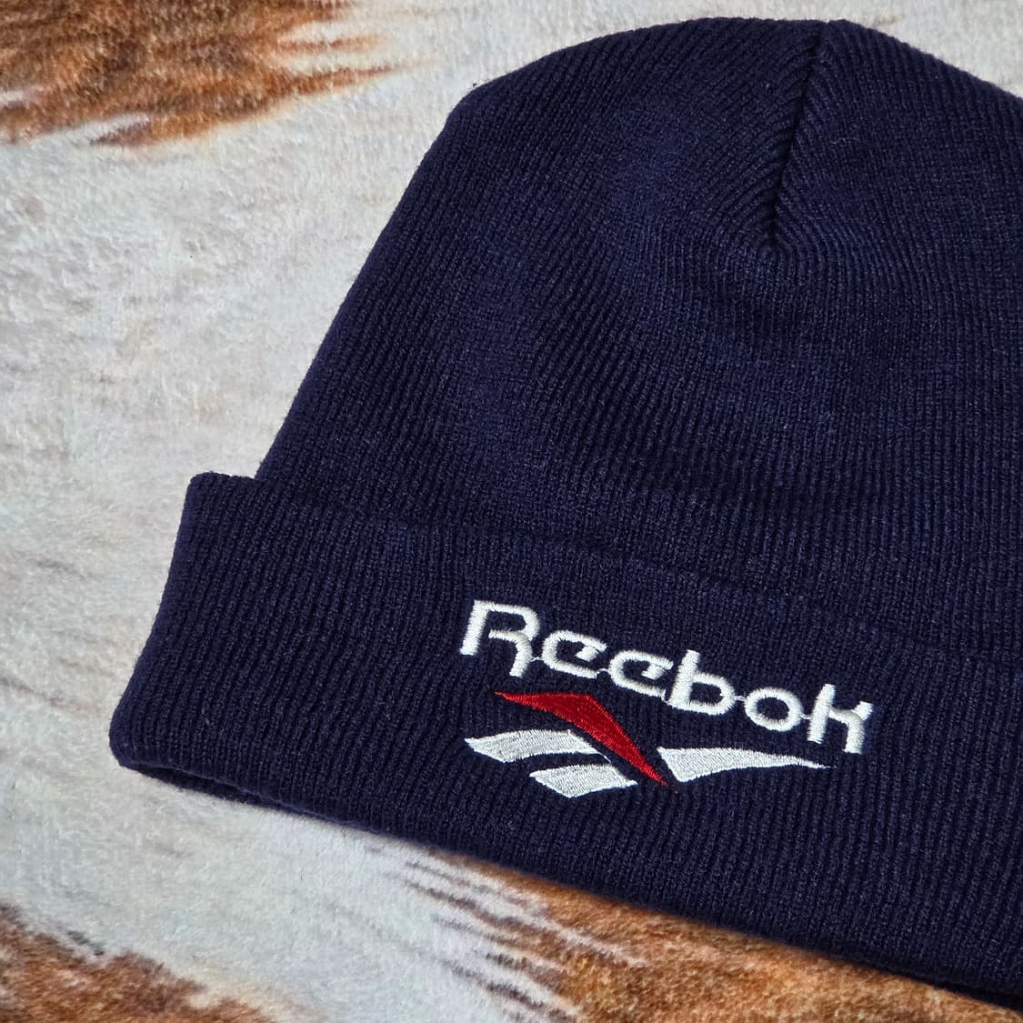 리복 네이비 자수로고 니트 비니 상품이미지2