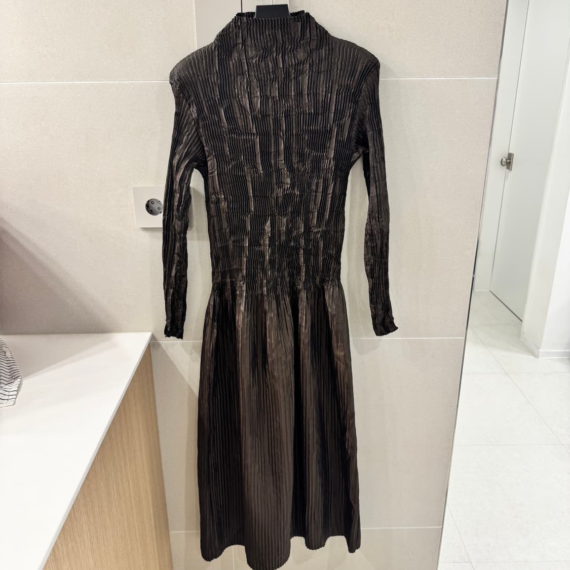 스피치오 플리츠 롱원피스 상품이미지4