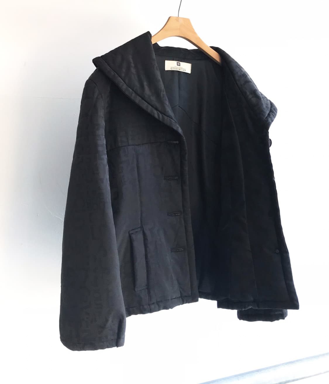 GIVENCHY 상품이미지4