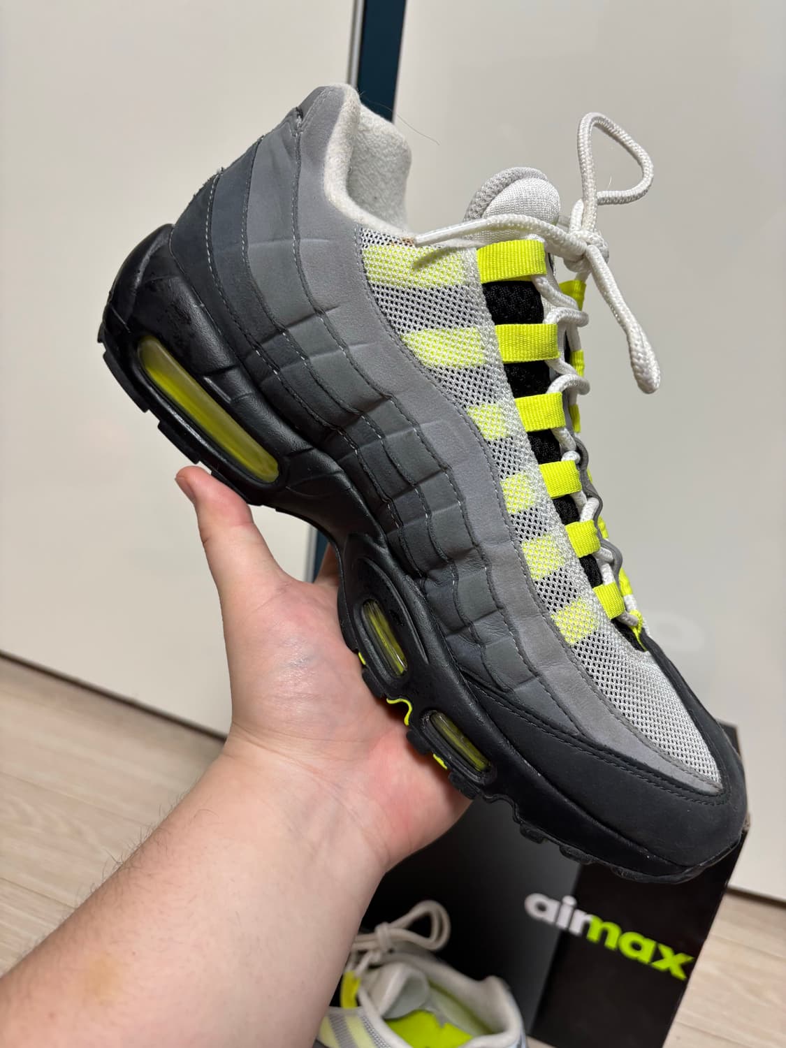 에어맥스95 OG 네온 옐로우 2020 상품이미지4