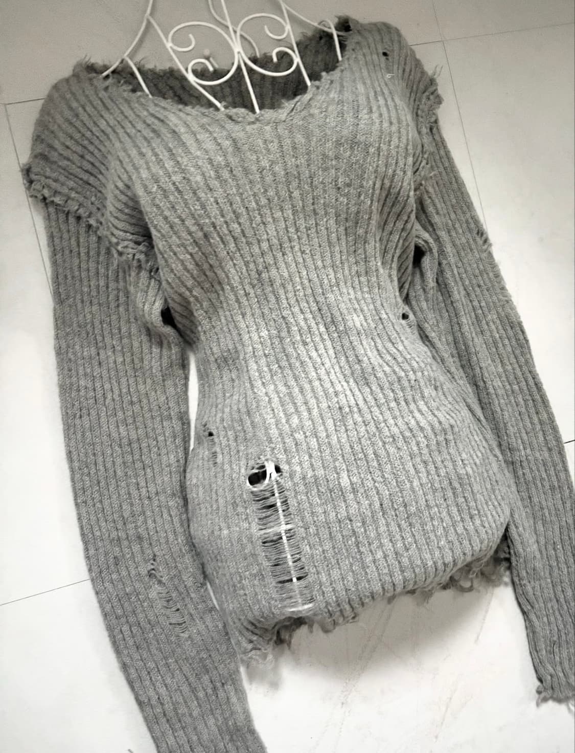 그런지 y2k 데미지 니트 상품이미지2