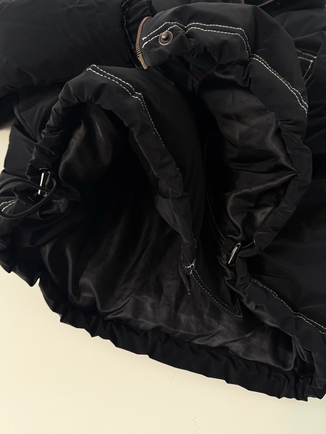 마뗑킴 스티치 코팅 다운 패딩 상품이미지6