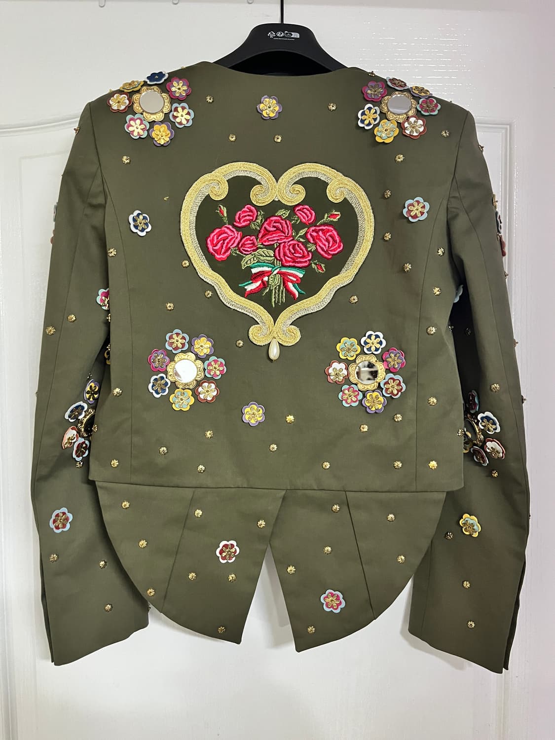 새상품)모스키노 자수 장식 크롭 자켓 상품이미지2