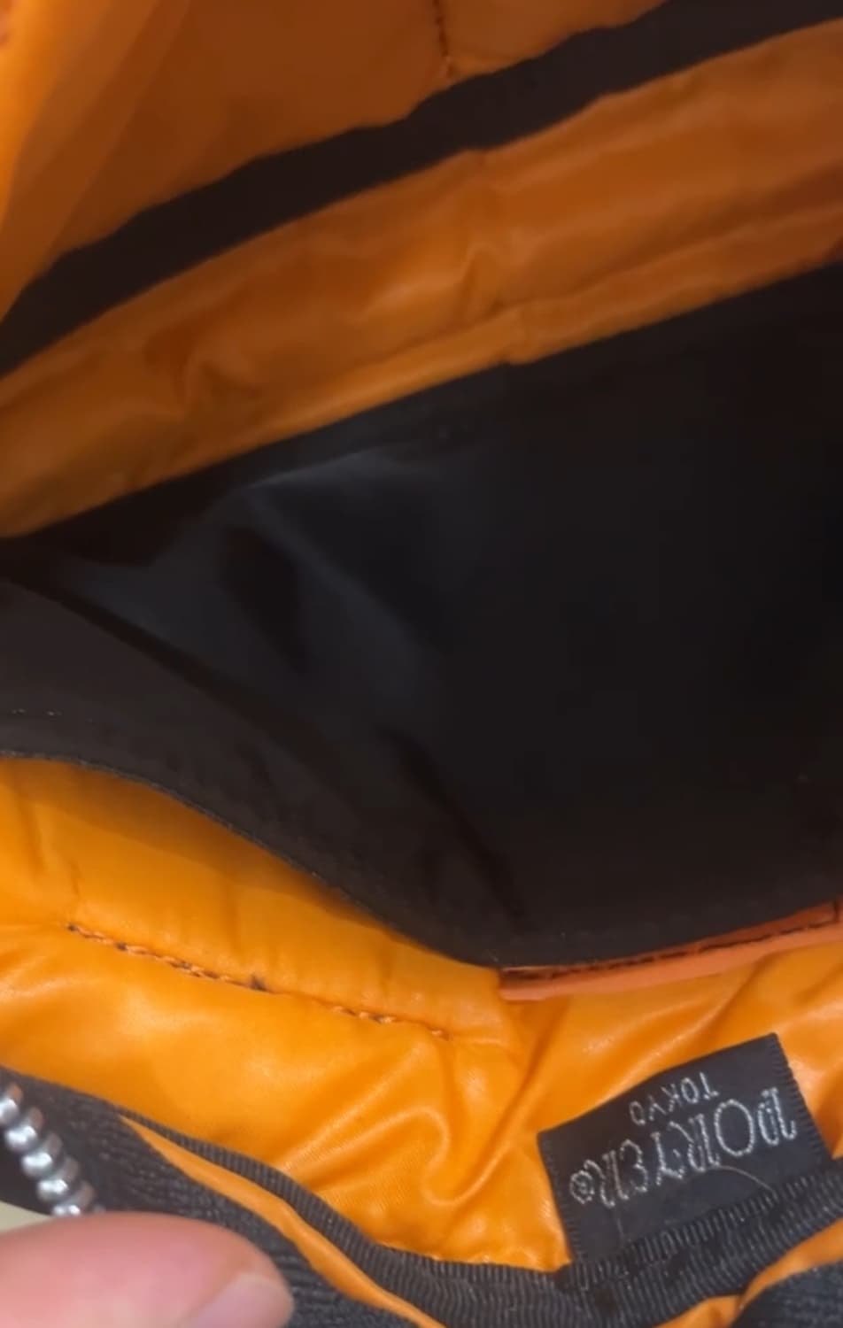 요시다 포터 탱커 xs TANKER SLING BAG 블랙 상품이미지7