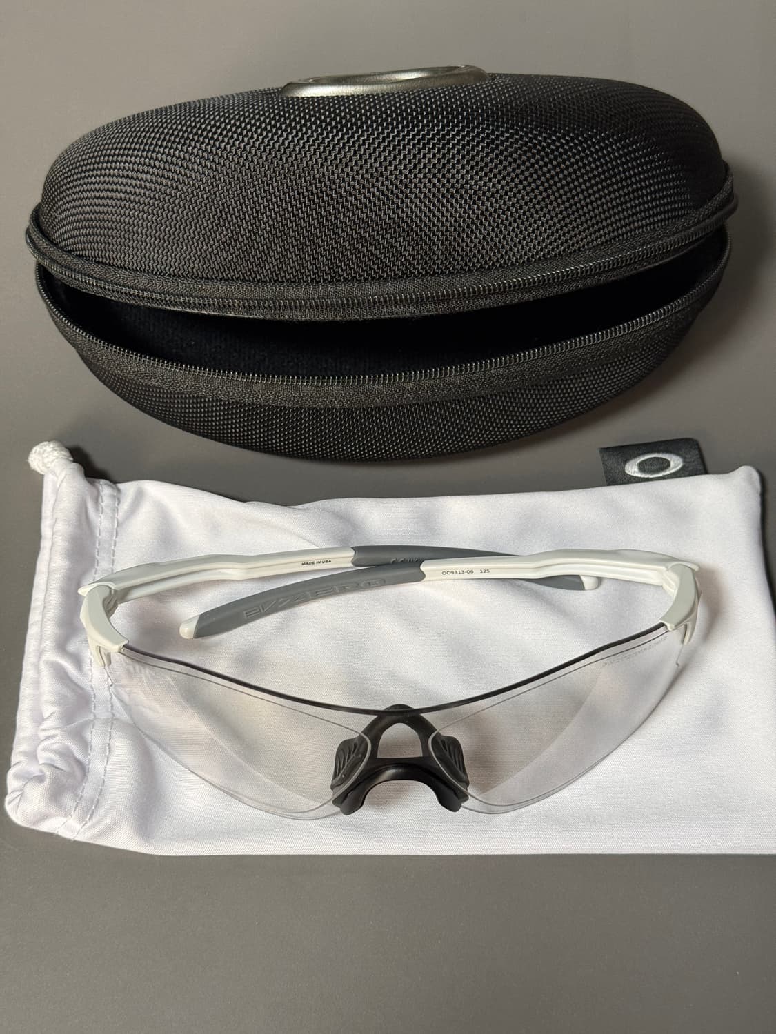 오클리 EV제로 패스 변색 렌즈 상품이미지2