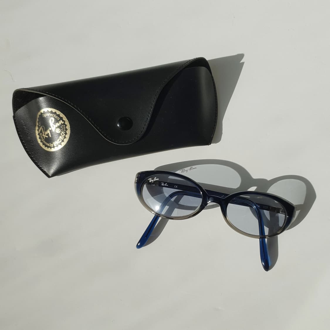 Ray-Ban RB 2124 sunglasses 상품이미지1