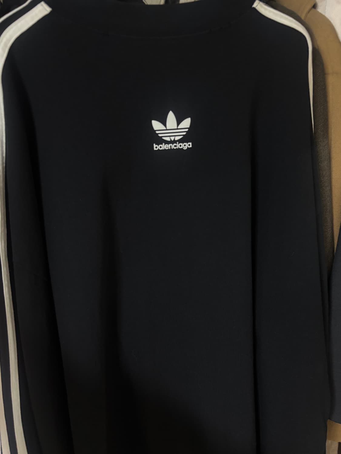 [4] 발렌시아가X아디다스 롱슬리브 블랙 상품이미지4